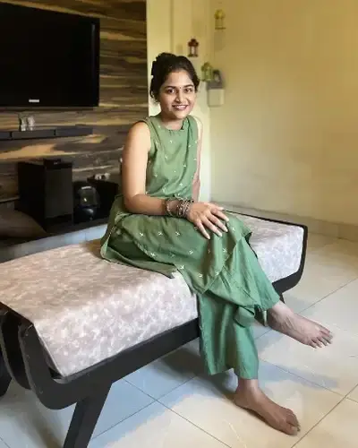 Kushmundi Call Girls